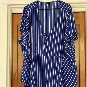 Size 5 torrid blue, black, and white pin striped peplum top with bow